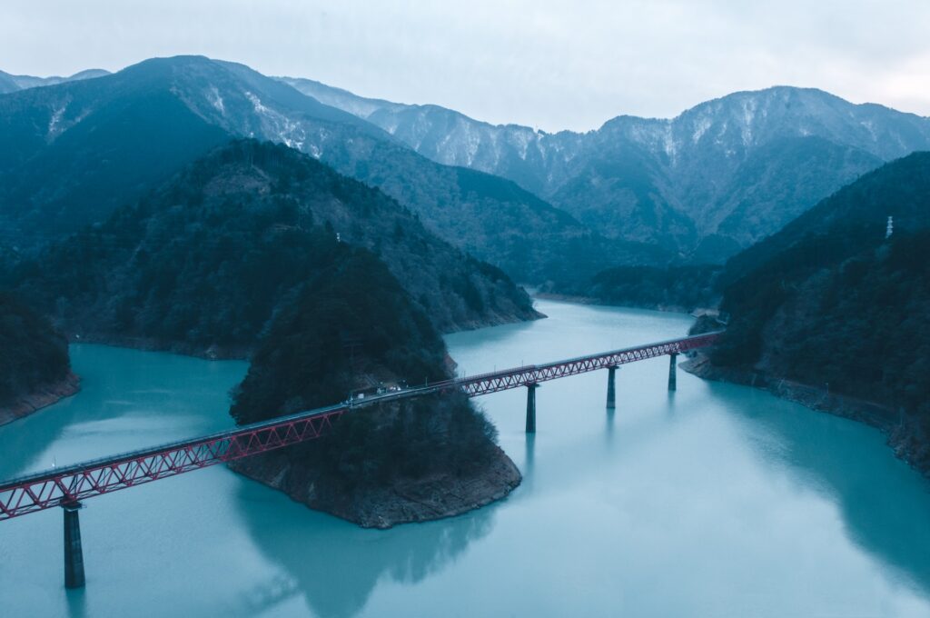 Rainbow Bridge im Winter